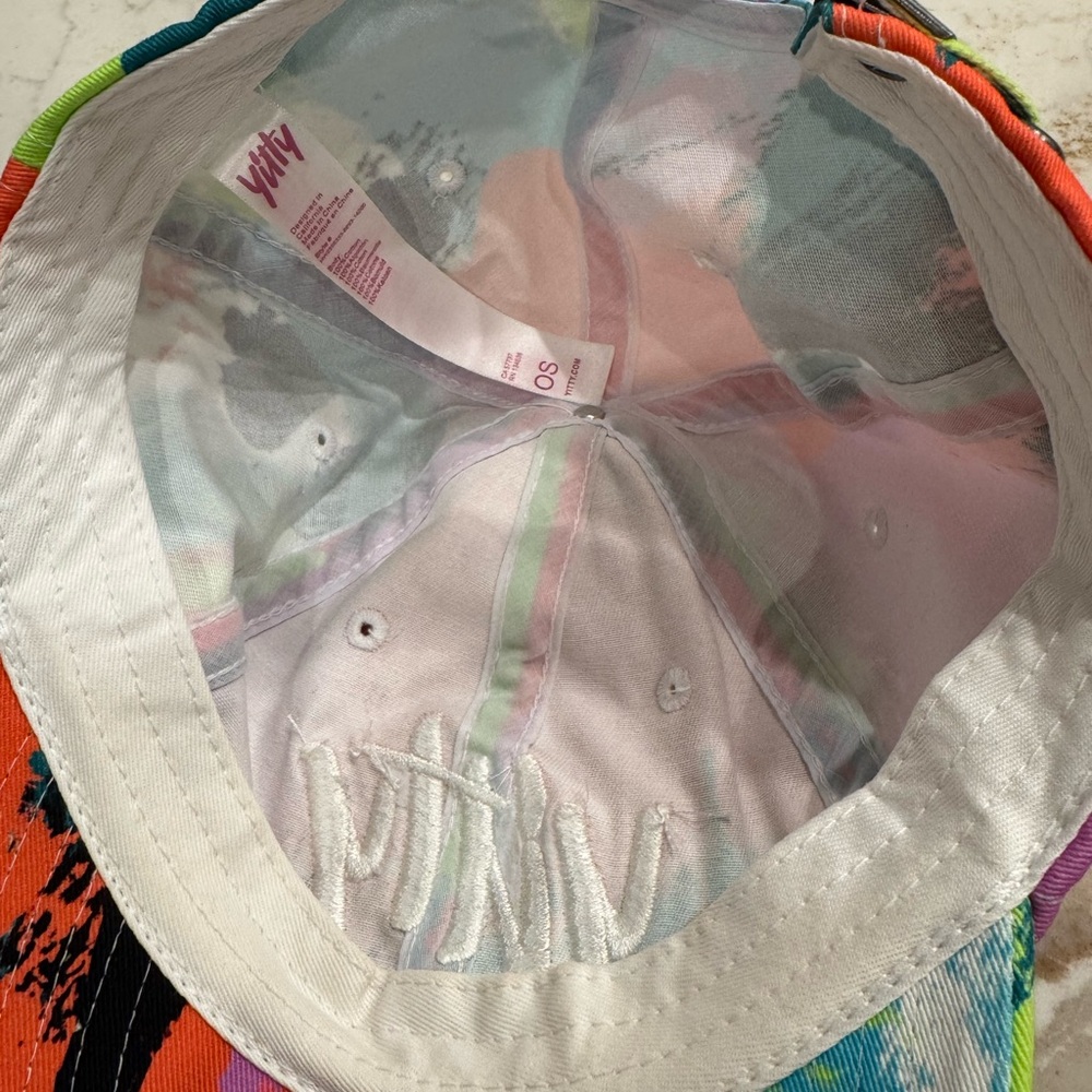 YITTY Multicolor Splash Cap - Picture 3 of 4